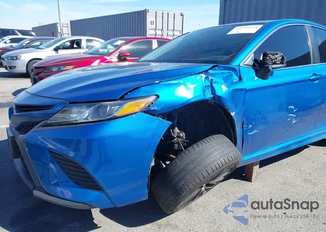 2019 Toyota Camry Se z USA, uszkodzony, nr VIN 4T1B11HK6KU277745